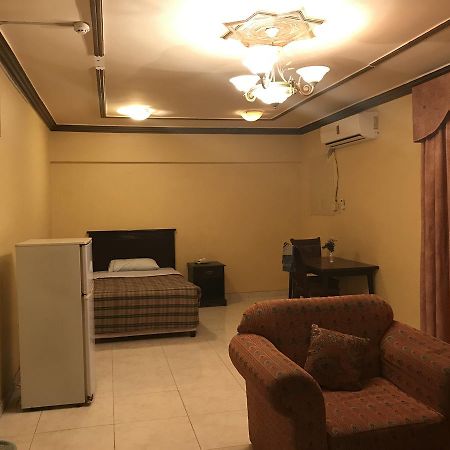 Al Musafer Hotel Riyadh Riad Exterior foto