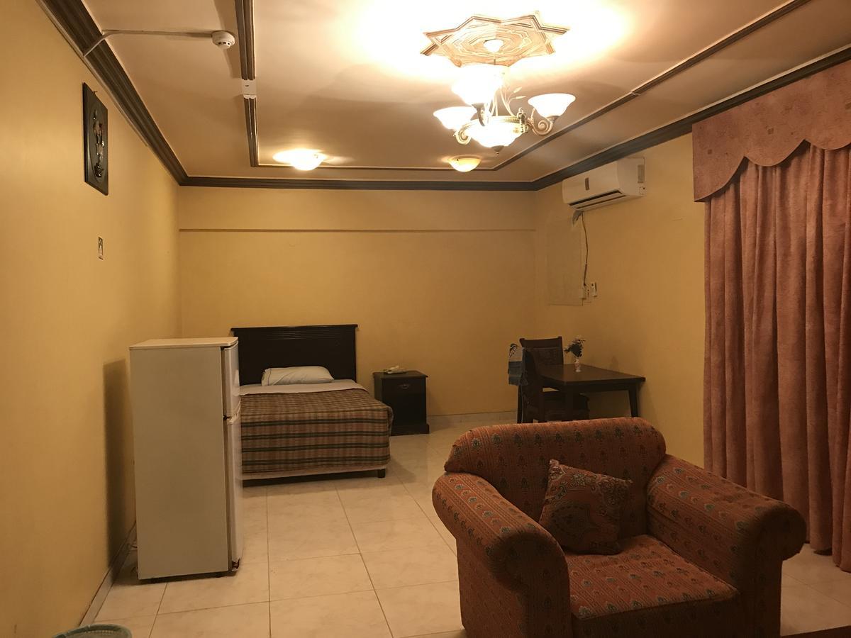 Al Musafer Hotel Riyadh Riad Exterior foto